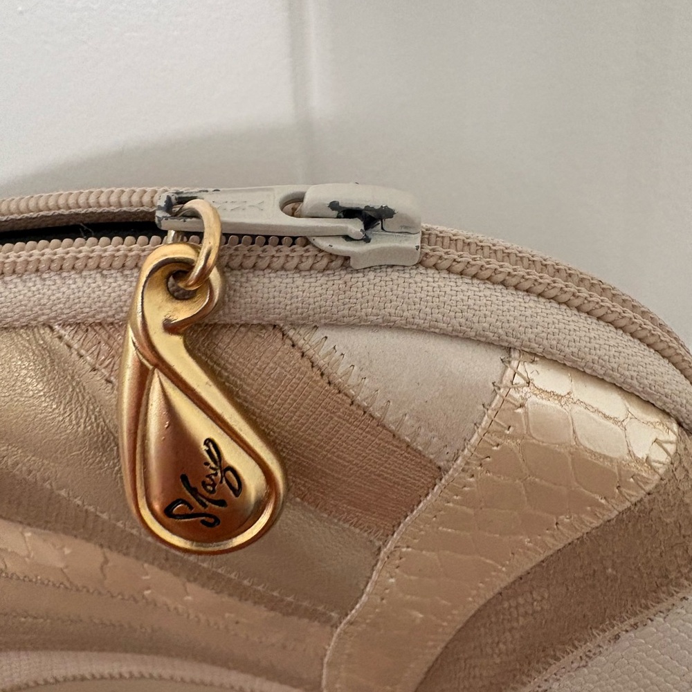 Vintage Sharif Shoulder Bag/Tote/Hobo Boho
Elegant Beige and Gold Women's Bag - Picture 3 of 4